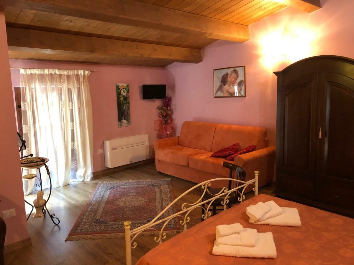 B&B Dhafna Civita Luaran gambar